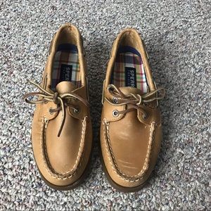 Sperry boat shoes